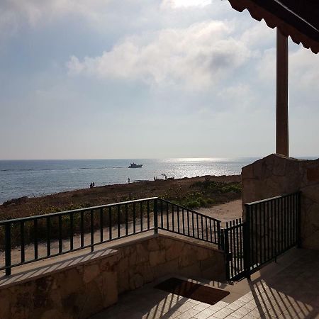 Casa Fronte Mare Puro Relax Villa Cava d'Aliga Exterior photo