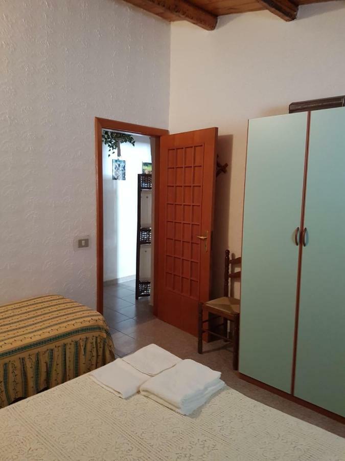 Casa Fronte Mare Puro Relax Villa Cava d'Aliga Exterior photo